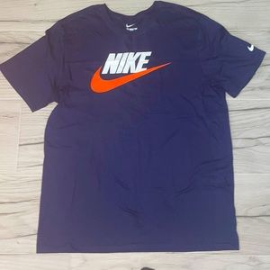 Nike men’s shirt
